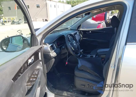 2019 Kia Sorento 3.3L Lx from USA, damaged, VIN 5XYPGDA5XKG576932